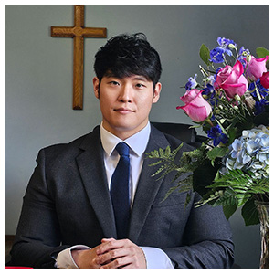 Reverend, Ji Min Bang